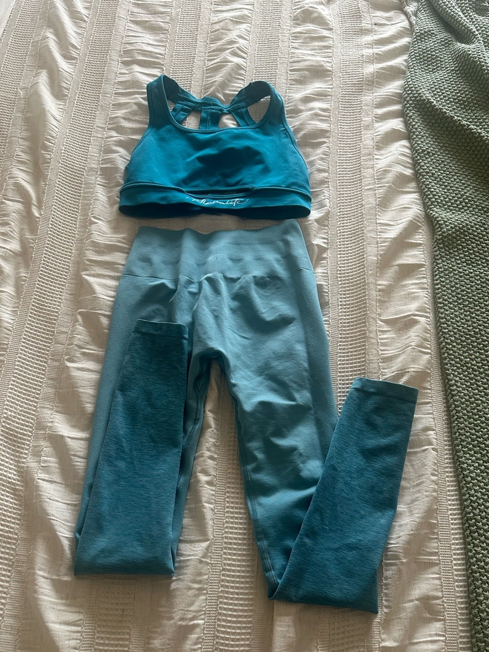 Alphalete amplify ombre set